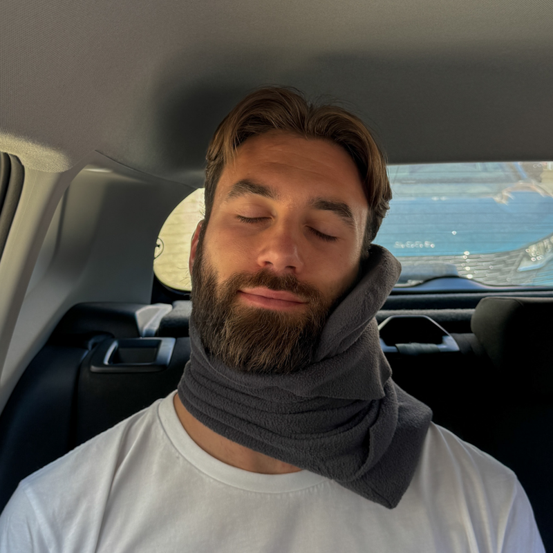 TRAVEL PILLOW